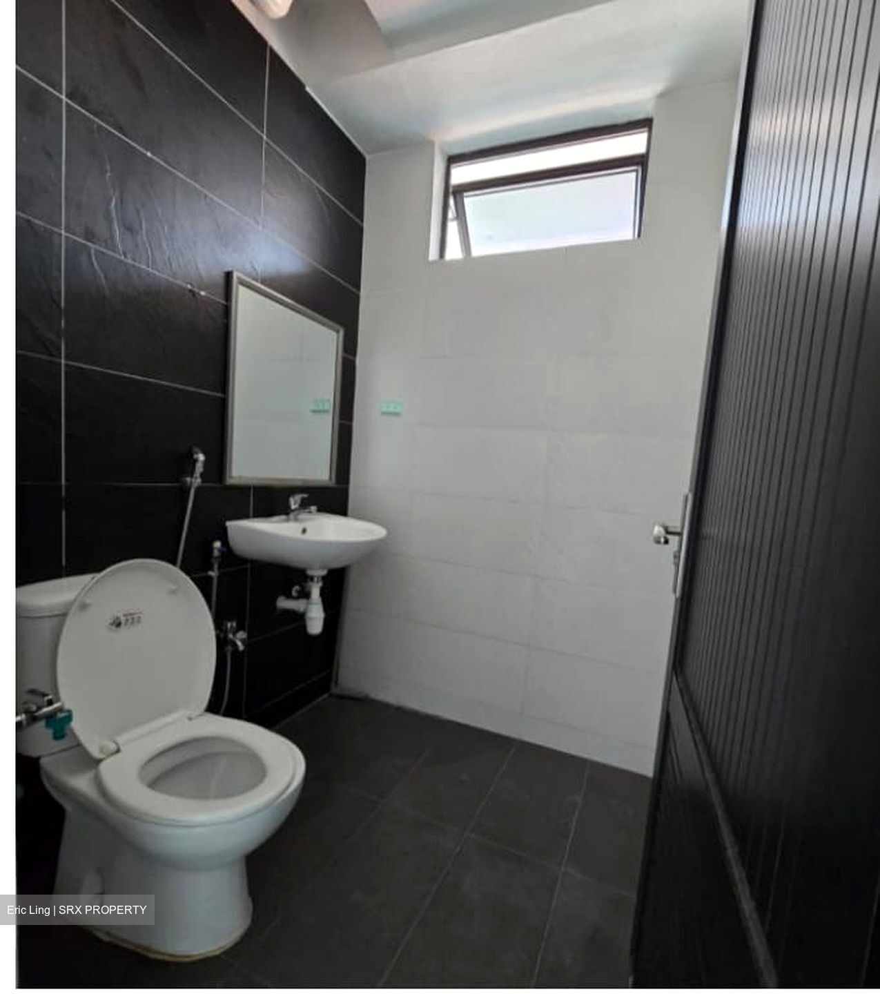 Loyang Enterprise Building (D17), Factory #557751671